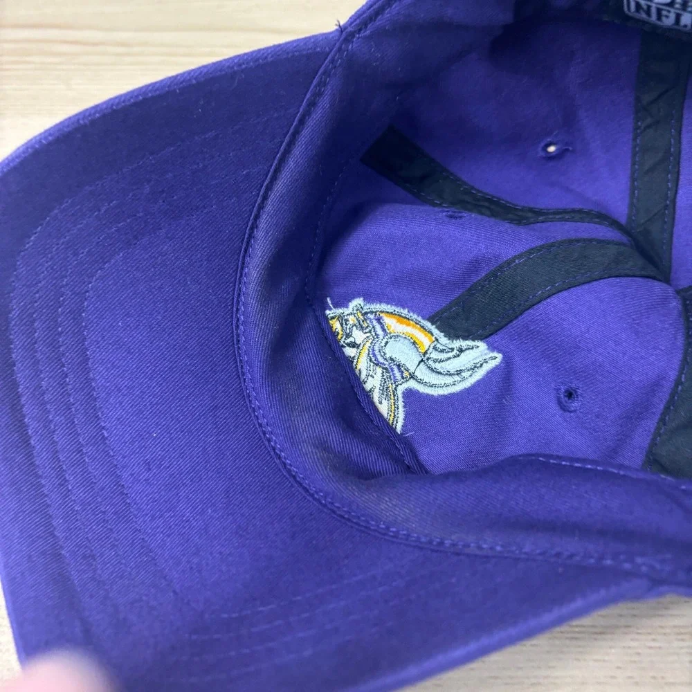 Minnesota‎ Vikings Hat Cap Strap Back Womens Purple NFL Football '47 Adjustable